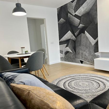 M&S Lux Apartments Kochanowskiego Łódź Exteriör bild