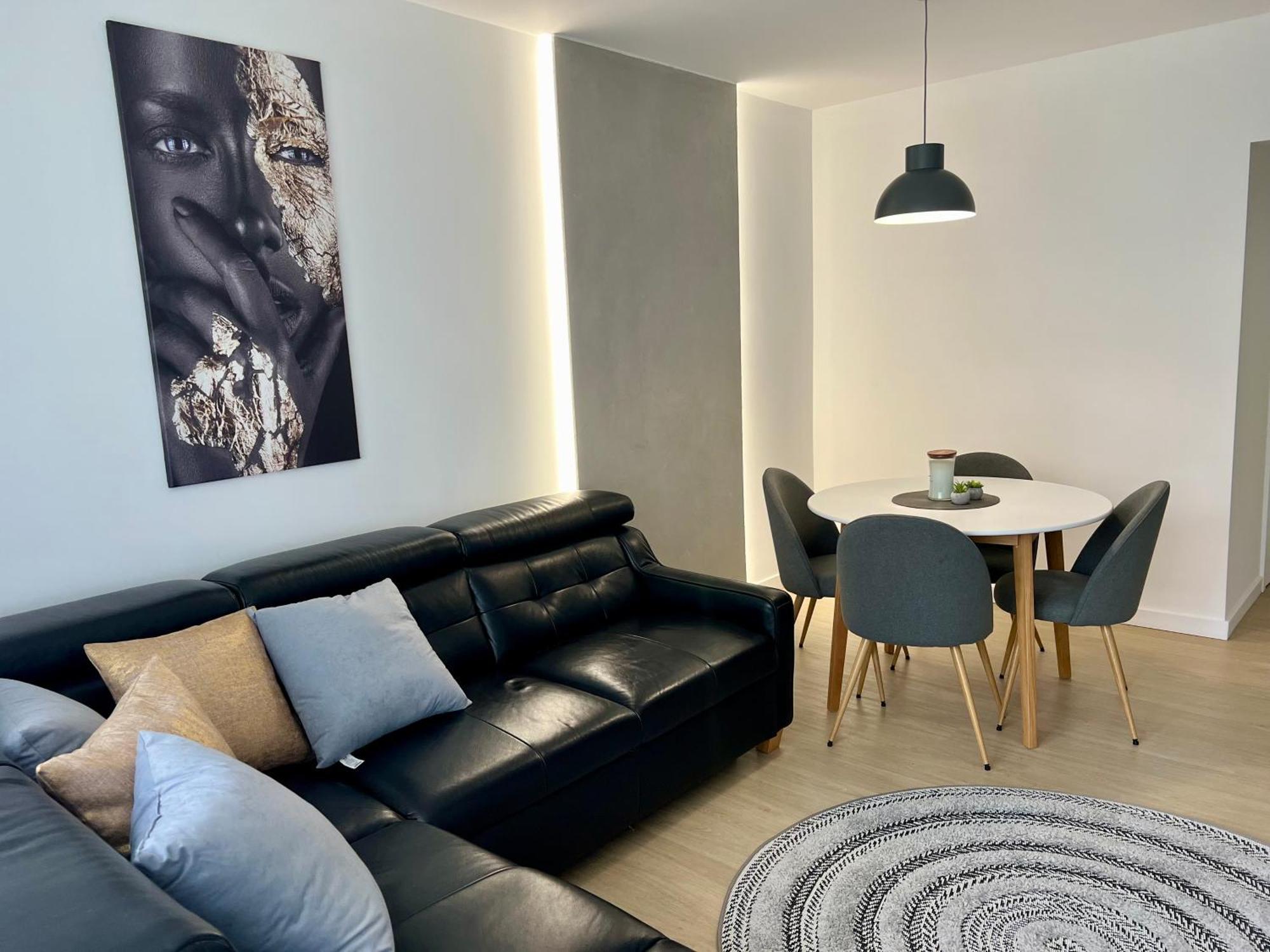 M&S Lux Apartments Kochanowskiego Łódź Exteriör bild